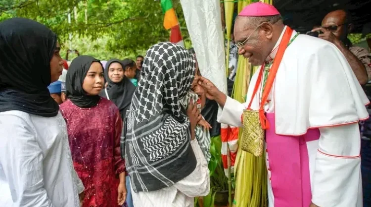 Perayaan Pentakosta Fakfak Penuh Sukacita dan Persaudaraan Umat