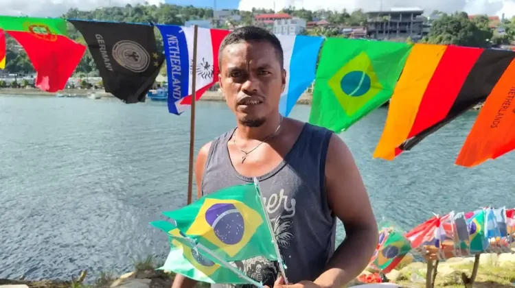 Fanatisme Brazil Warnai Suasana Kota Fakfak Menjelang Piala Dunia