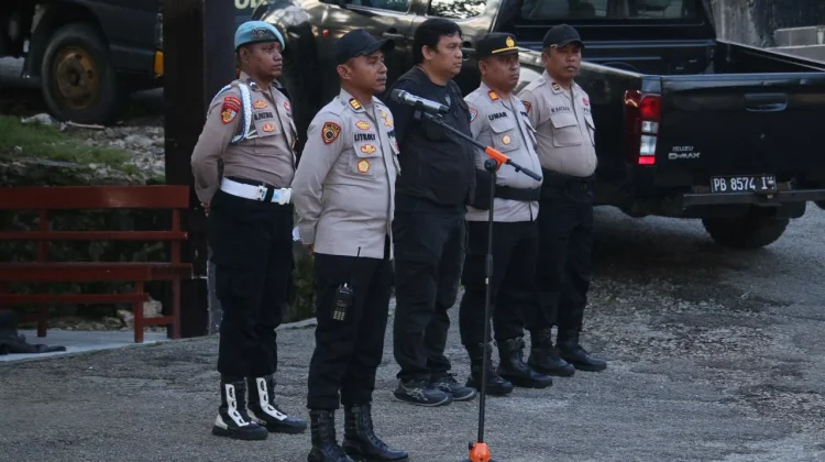 Personel Gabungan Amankan Malam Takbiran Idul Adha 1447 H di Fakfak