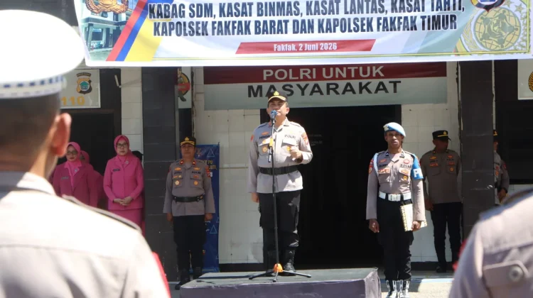 Kapolres Fakfak Pimpin Sertijab Pejabat Utama dan Kapolsek Jajaran