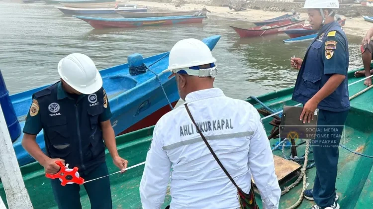Pengukuran KM Fajar Baru Perkuat Administrasi Pelayaran Nasional