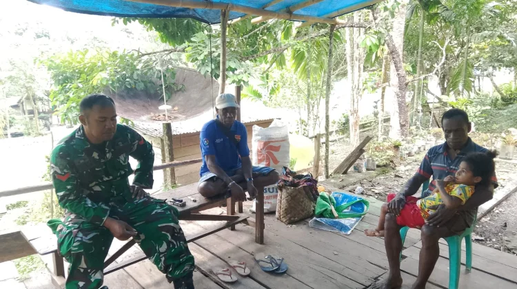 Babinsa Kramongmongga Dorong Pemanfaatan Lahan Tidur untuk Kesejahteraan Warga