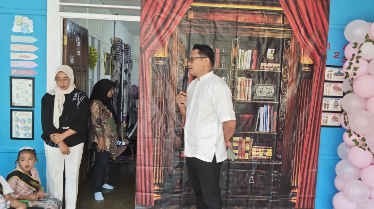 Paud Mawar Merah Fakfak Gelar Pelepasan dan Perpisahan Peserta Didik 2025/2026