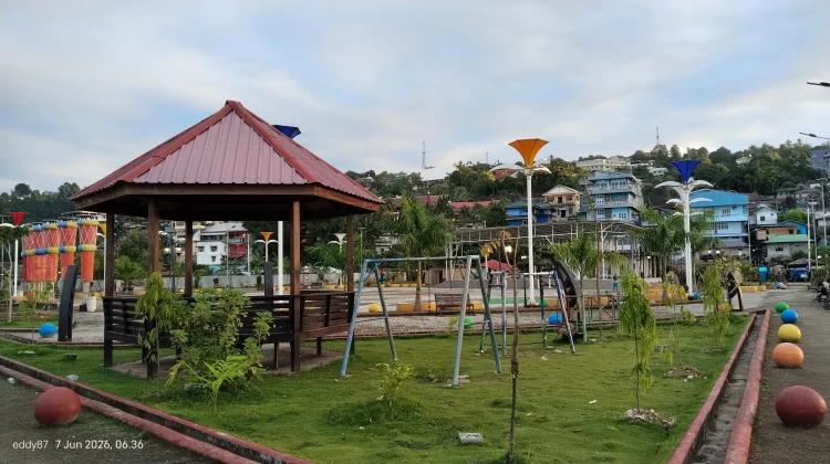 Pengunjung Taman Fakfak Diminta Tingkatkan Pengawasan Terhadap Anak