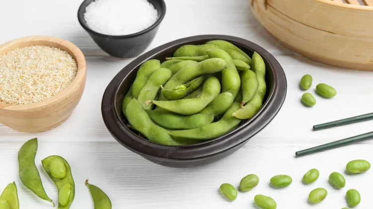 Edamame dikenal memiliki  banyak manfaat untuk kesehatan