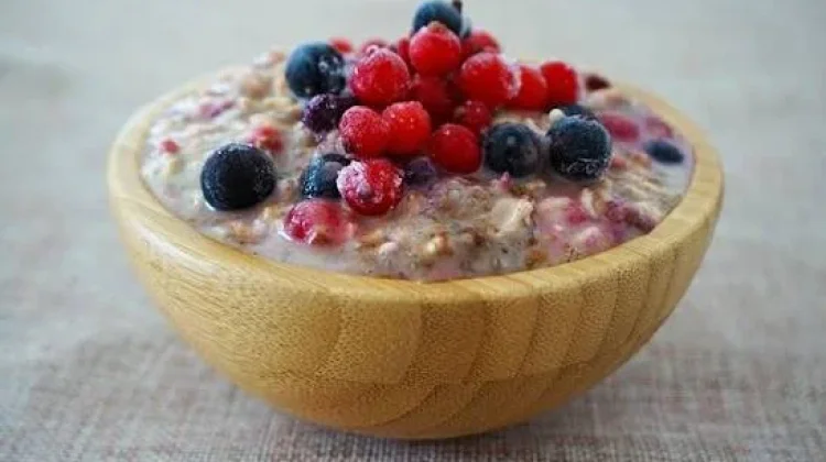 Overnight Oats: Sarapan Praktis, Sehat, dan Mengenyangkan