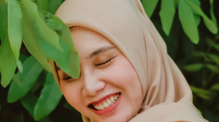Tujuh Tips Cantik Alami tanpa Perawatan Mahal