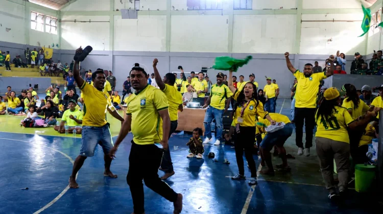 Olahraga Jadi Media Pemersatu Warga dalam Nobar Piala Dunia