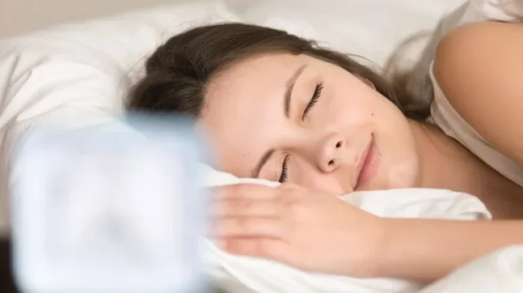 Kebiasaan Tidur yang salah pengaruhi kerutan diwajah