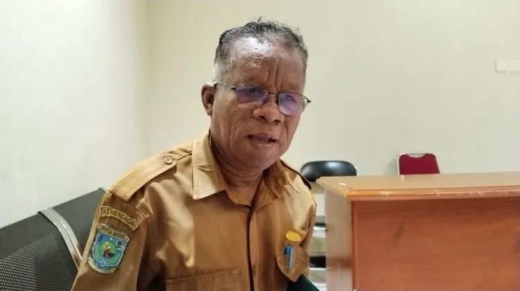 Pierre Kwando Imbau Masyarakat Sebarluaskan Informasi Operasi Katarak Gratis