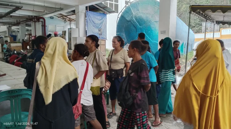 DPMPTSP Fakfak Jemput Bola Permudah Pelaku Usaha Miliki NIB