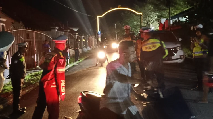 Polres Fakfak Tegas Tindak Pengendara Tak Pakai Helm dan Knalpot Racing