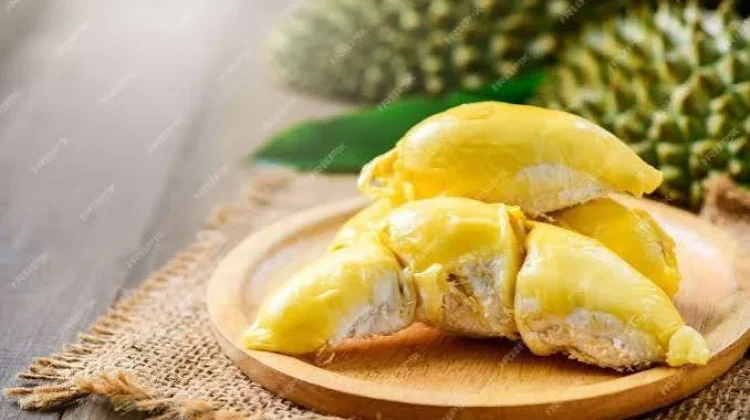 Sering Mengonsumsi Buah Durian Berlebihan, Kenali Efek Samping bagi Kesehatan
