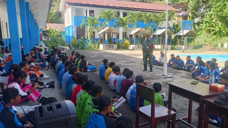 TNI Perkuat Karakter Pelajar Melalui Latihan PBB Siswa Baru