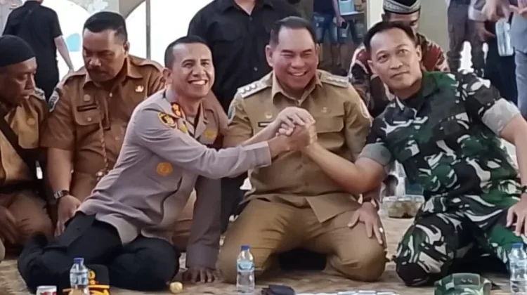 Dandim 1803/Fakfak: Wewowo Rumah Ibadah Perkuat Semangat Kebersamaan