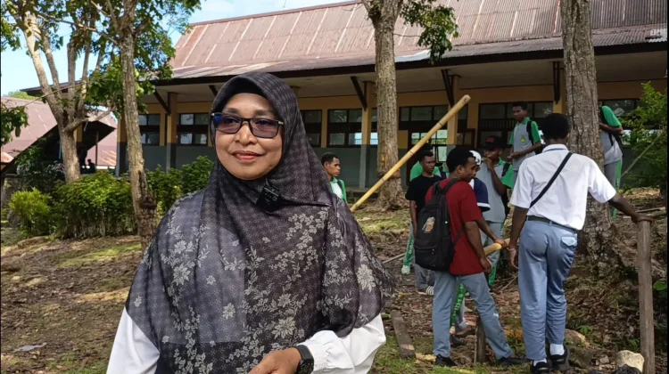 MPLS Ramah SMA Negeri Dua Fakfak Utamakan Karakter Siswa Baru