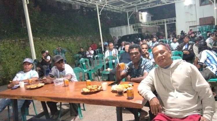 Nobar Semifinal Piala Dunia di Fakfak Berlangsung Meriah