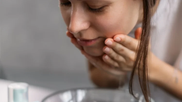 Tips Menjaga Kebersihan Kulit Wajah dan Tubuh dengan Cara yang Benar