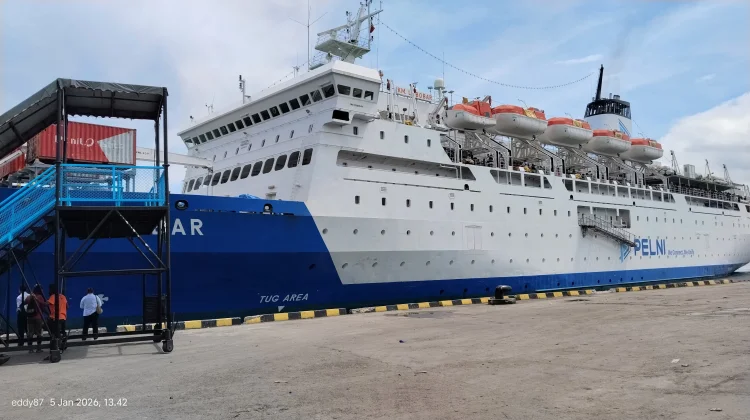 KM Labobar Jalani Docking, Pelni Siapkan Alternatif Pelayaran Penumpang
