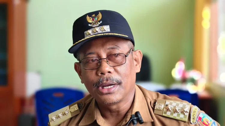 Kepala Distrik Pariwari Imbau Warga Waspadai Gelombang Tinggi akibat Angin Timur