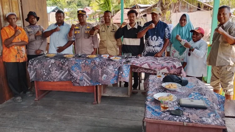 Polsek Karas dan Distrik Gencarkan Edukasi Karhutla jelang HUT RI