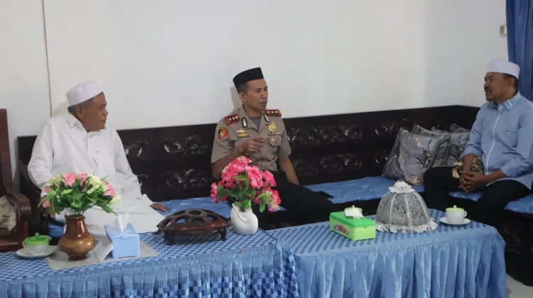 Kapolres Fakfak Perkuat Sinergi Polri dan Lembaga Adat