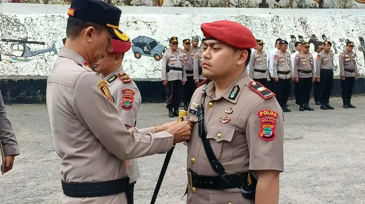 Kasat Resnarkoba Polres Fakfak Resmi Berganti, Ini Pesan Kapolres AKBP Naim Ishak