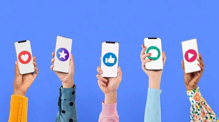 Terapkan "Pause before posting"saat emosi meningkat