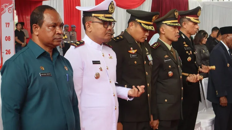 Dandim 1803/Fakfak Hadiri Pengukuhan Anggota Paskibraka Kabupaten Fakfak 2026