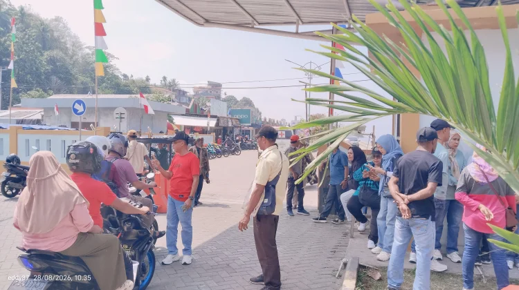 Masyarakat Fakfak Diminta Ambil Karcis Retribusi Parkiran