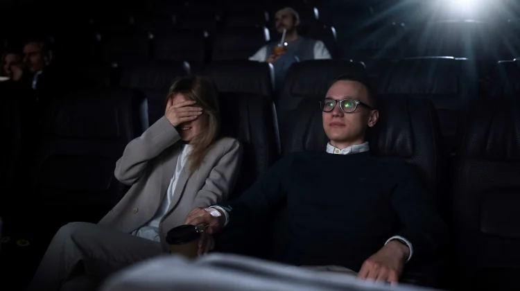 Tahukah Anda Perbedaan Film Genre Horor, Misteri, dan Thriller