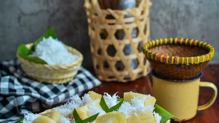 Mengenal Berbagai Jenis Tape Makanan Fermentasi Khas Indonesia