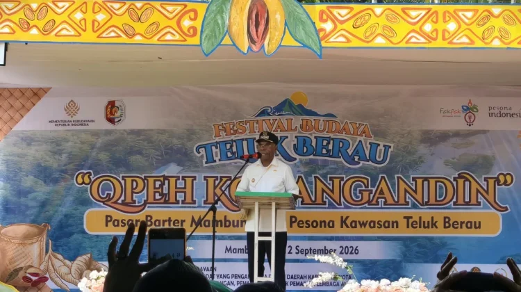 Wabup Fakfak Dorong Pelestarian Pasar Barter Mambunibuni Berkelanjutan