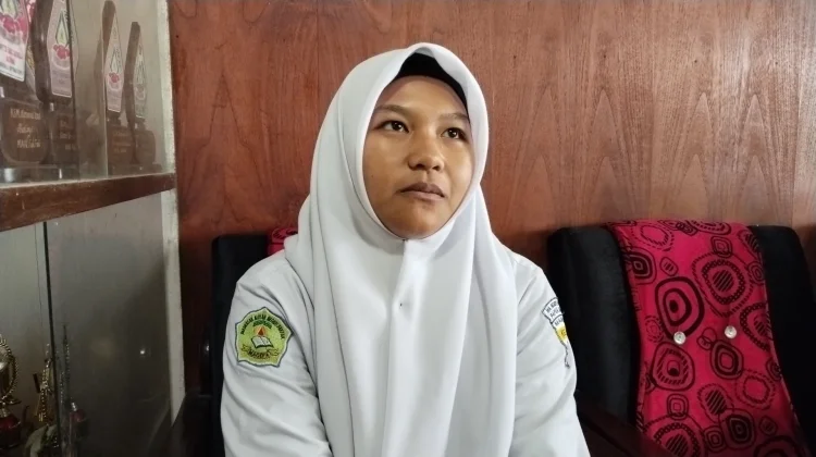 Enam Siswa MAN Fakfak Berhasil Raih Juara OMI