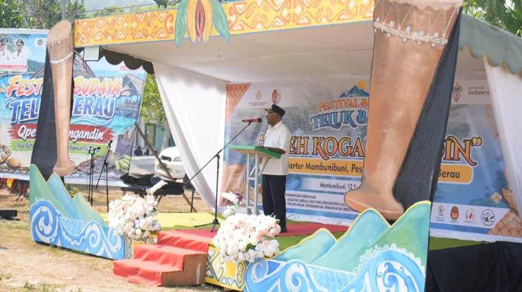 Wabup Fakfak Dorong Pelestarian Warisan Leluhur dan Kemajuan Pariwisata