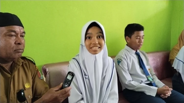 SMP Yapis 1 Fakfak Dominasi Tiga Bidang OMI