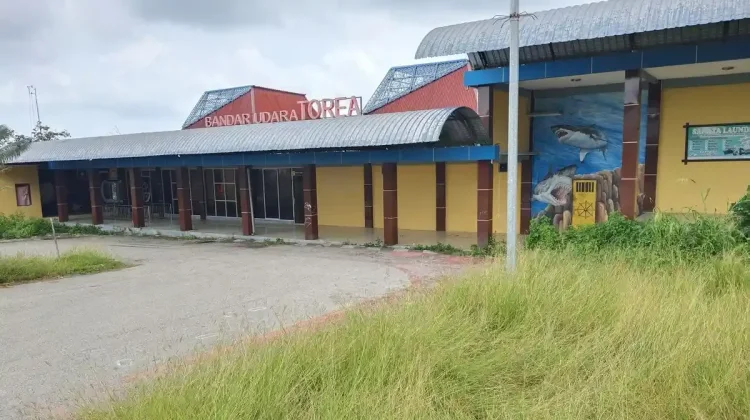Warga Soroti Kawasan Bandara Torea Mulai Kurang Terawat