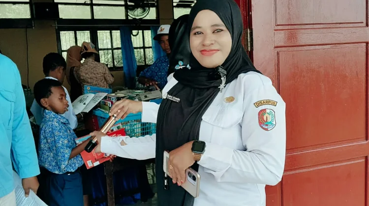 Perpustakaan Keliling Perluas Akses Bacaan Anak Fakfak