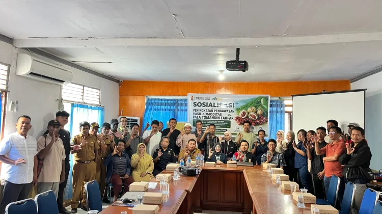 Pemkab Fakfak Perkuat Tata Niaga dan Pengawasan Pala Tomandin