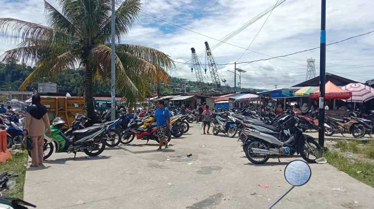 Pasar Kelapa II Dibongkar, Pasar Thumburuni Jadi Pusat Perekonomian