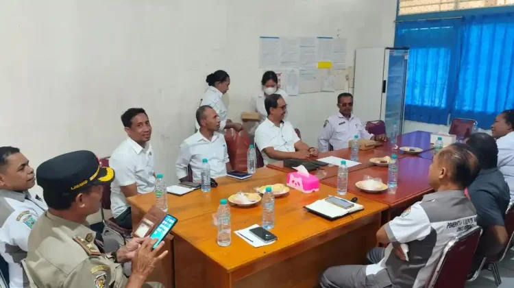 Pemkab Fakfak Atur Ulang Pemungutan Retribusi Pasar Thumburuni