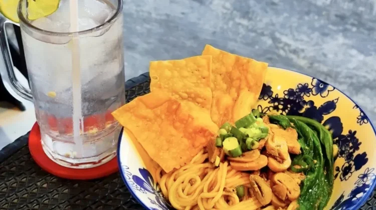 Ko-Hin Andalkan Menu Khas dan Media Sosial Hadapi Persaingan