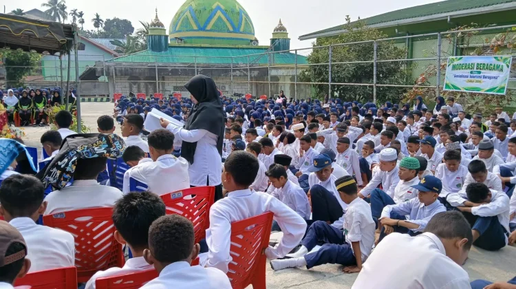 Ekstrakurikuler MTsN Fakfak Tanamkan Nilai Moderasi Beragama