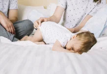 Jenis Makanan yang Menyebabkan Bayi Sembelit