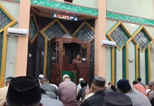 Tarawih Perdana Ramadan, Masjid Al-Munawarah Fakfak Dipenuhi Jemaah