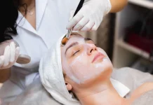 Delapan Kebiasaan Sederhana Bikin Kulit Glowing saat Lebaran