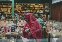 Trik Pintar Mengatur Belanja Lebaran agar Tidak Boros