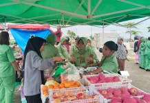 Kodim 1803/Fakfak dan Korem 182/JO Gelar Bazar Ramadhan Sembako Murah