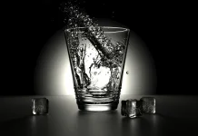 Bolehkah langsung Minum Air Es saat Buka Puasa?