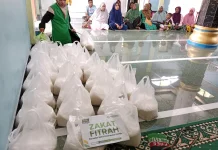 Penyaluran Zakat Yakesma Sentuh Warga Pelosok Fakfak Barat